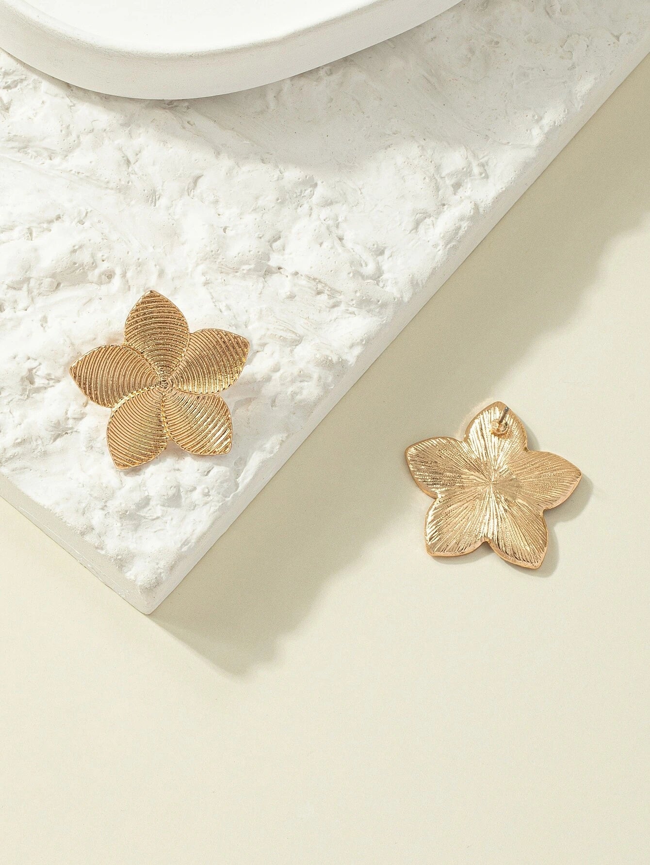 Brincos Pétala de Luz