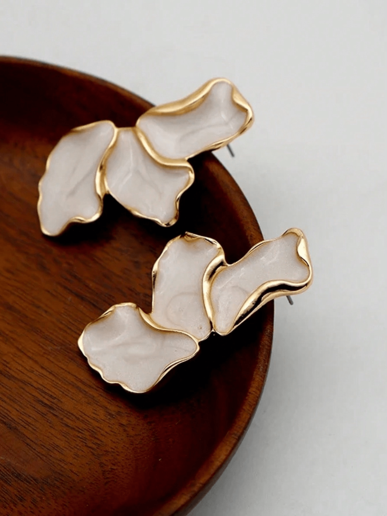 Brincos Pétala Sofisticada